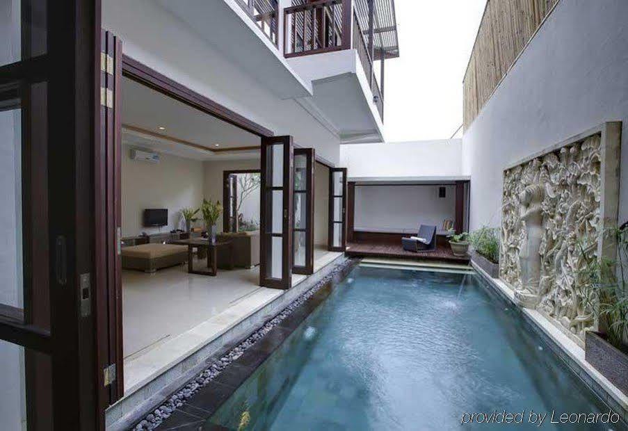 White Lotus Villas Seminyak ภายนอก รูปภาพ