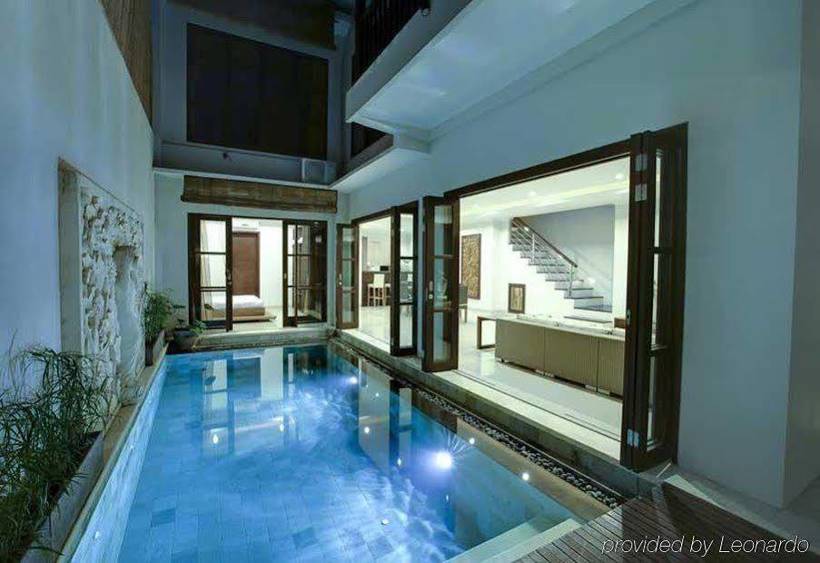 White Lotus Villas Seminyak ภายนอก รูปภาพ