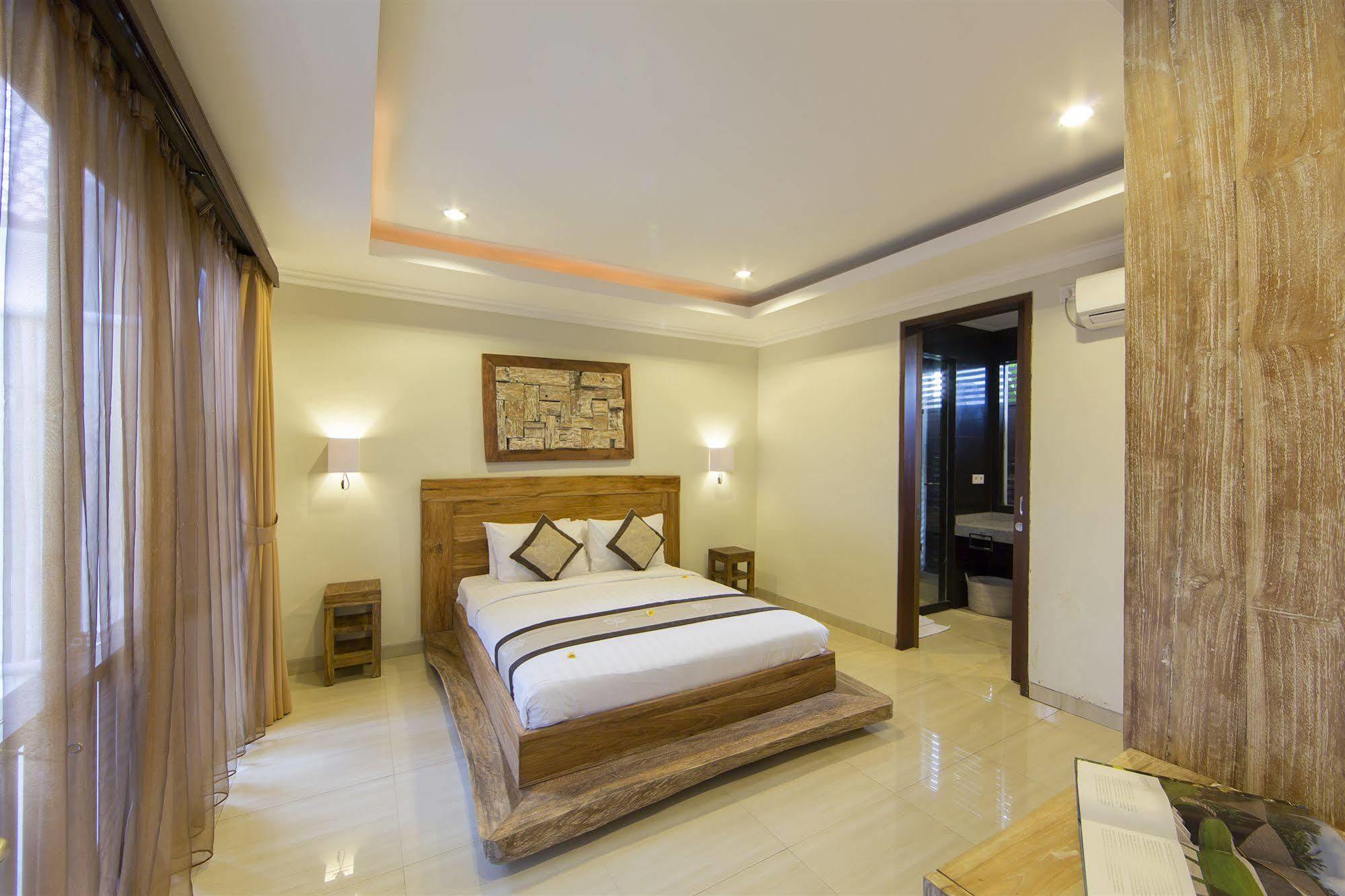 White Lotus Villas Seminyak ภายนอก รูปภาพ
