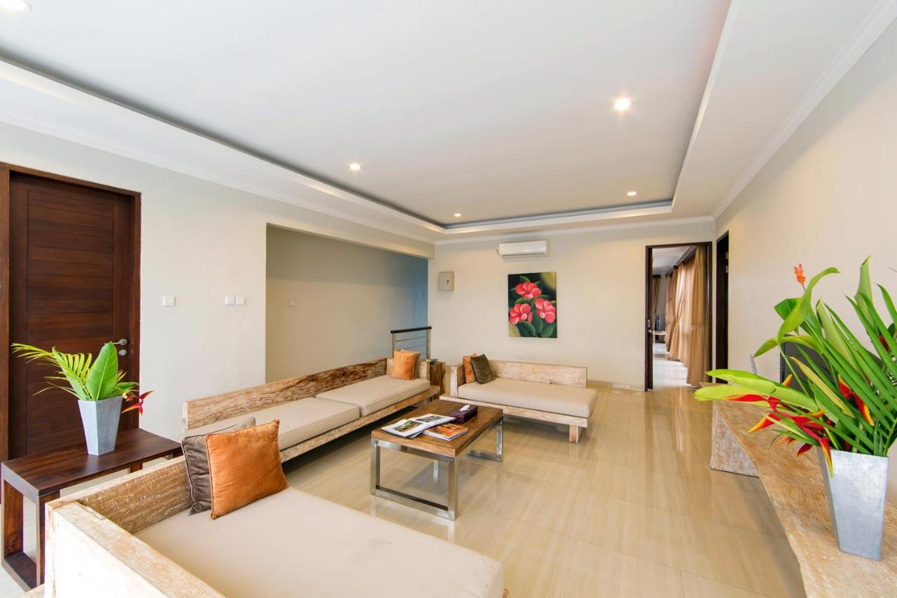 White Lotus Villas Seminyak ภายนอก รูปภาพ